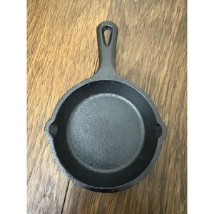 Lodge Small Cast Iron Skillet 8